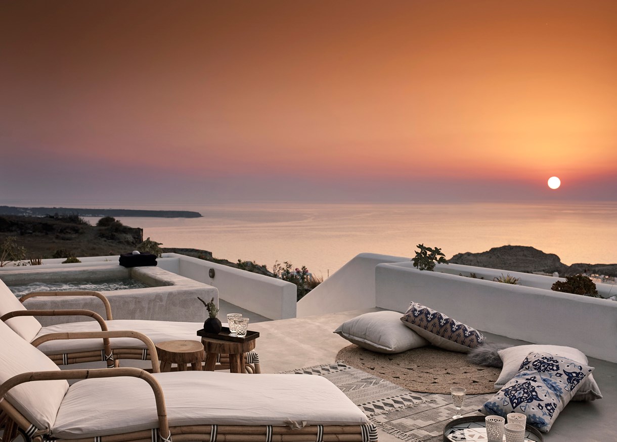 Santo Maris Oia Luxury Suites & Spa