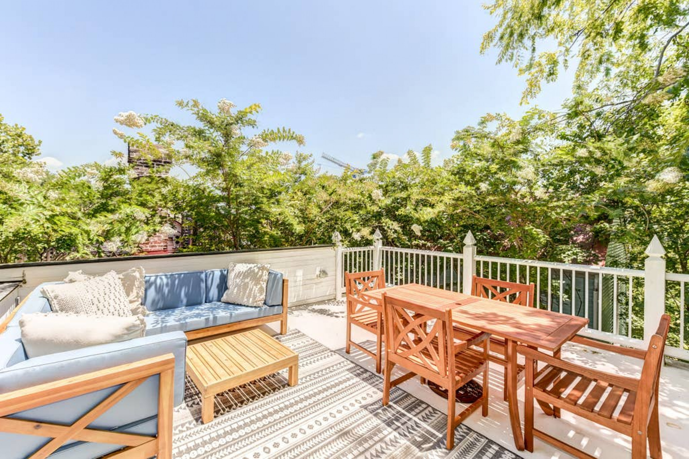 Charleston Home w/ Rooftop Deck