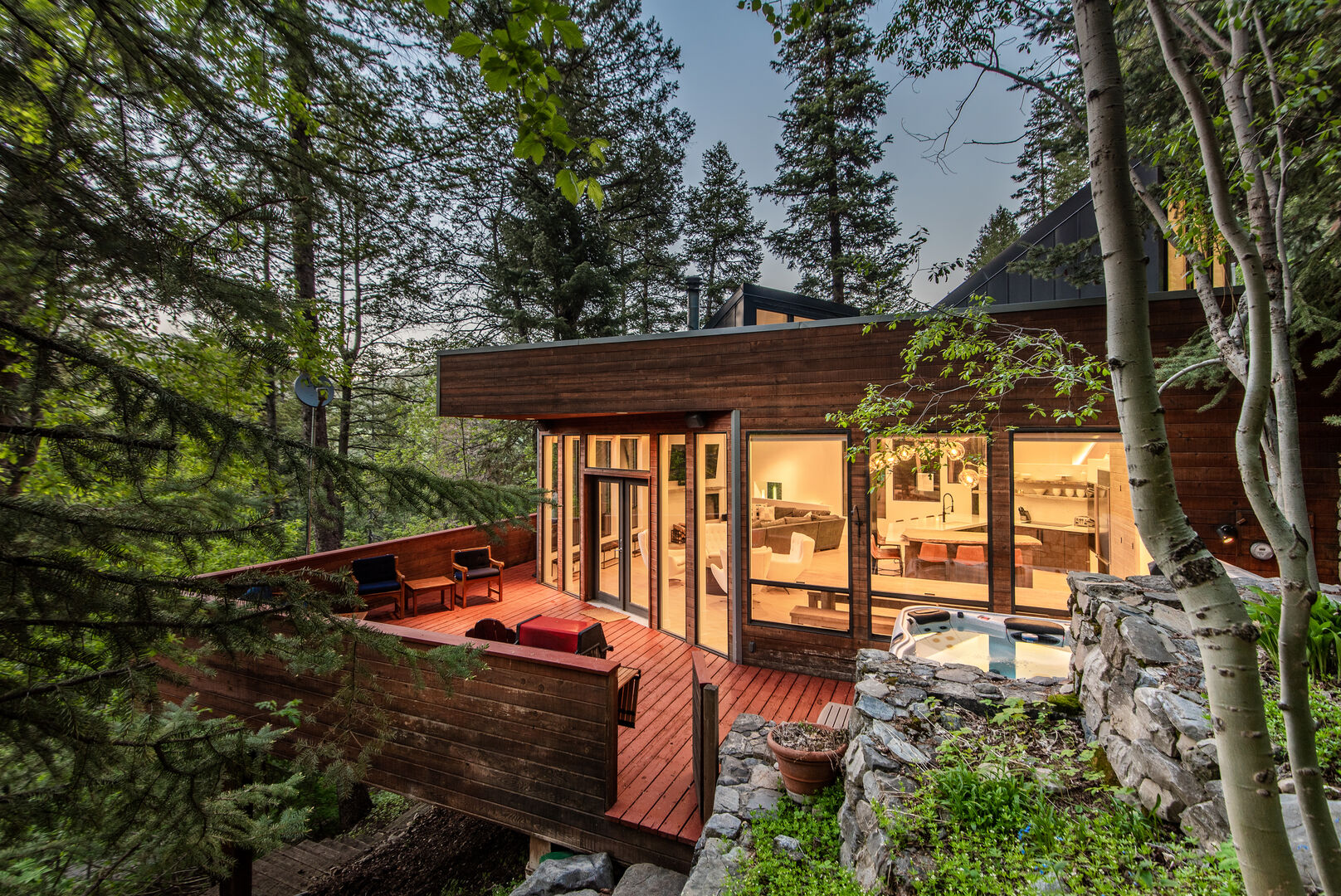 Modern Treehouse - Nestled in the Forest, Hot Tub, Fireplace, Game Room