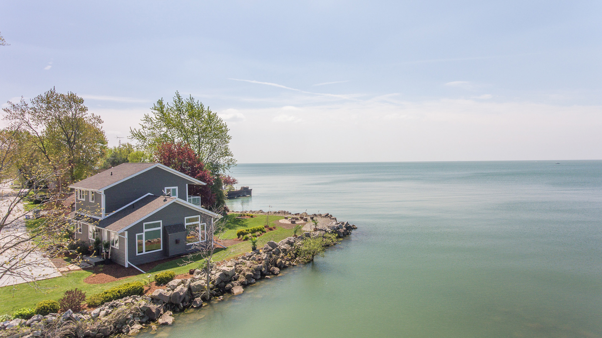 A picturesque lakefront property