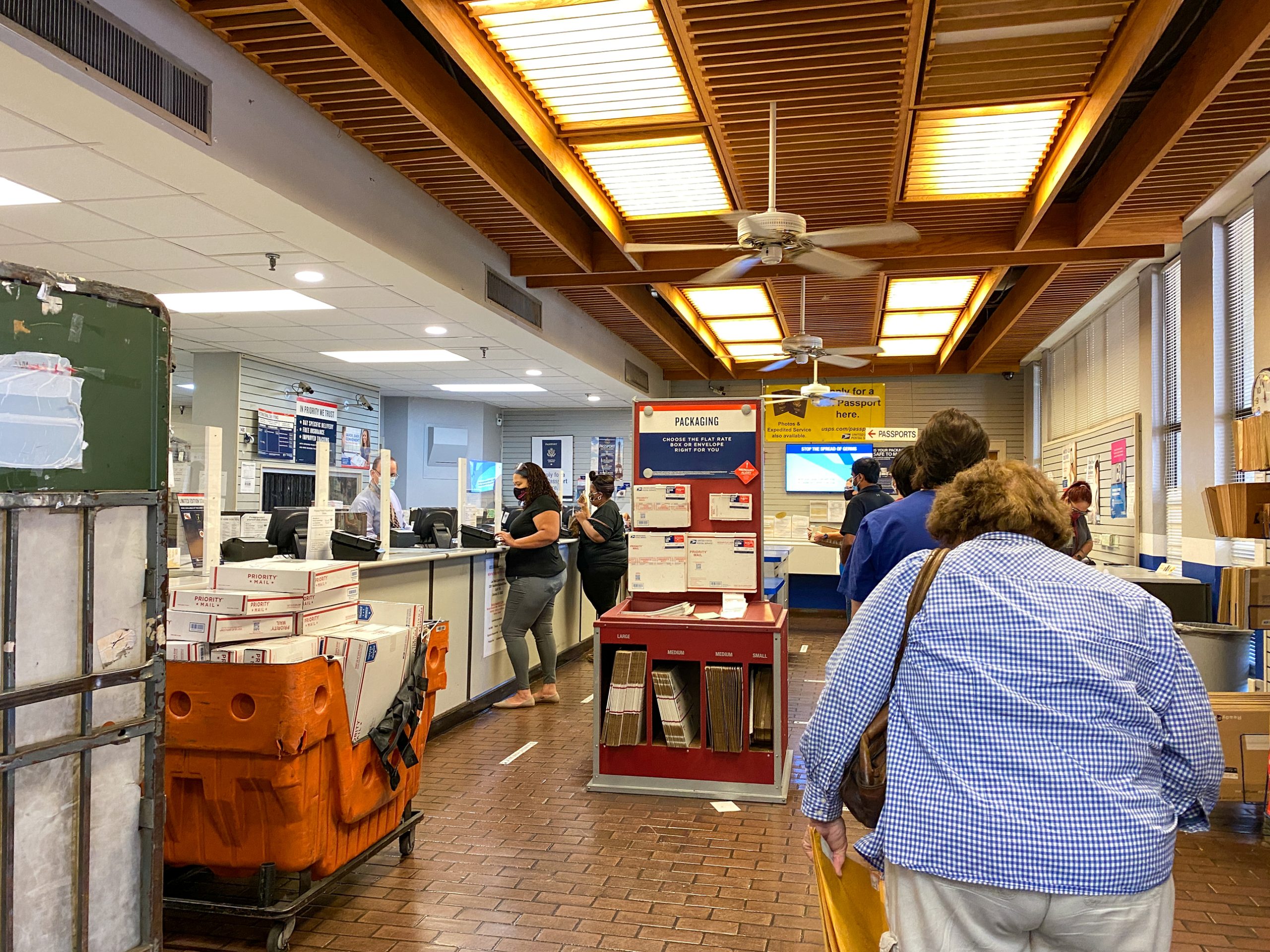 People waiting in line at a USPS office in Orlando, Florida