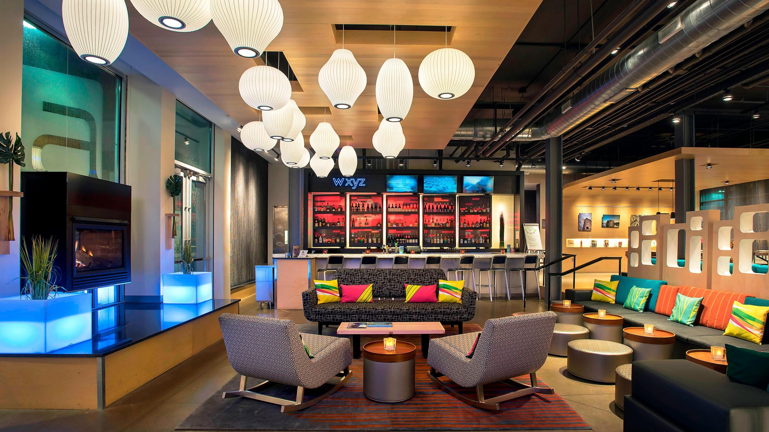 Chill out in style at this tech-forward Buffalo airport hotel