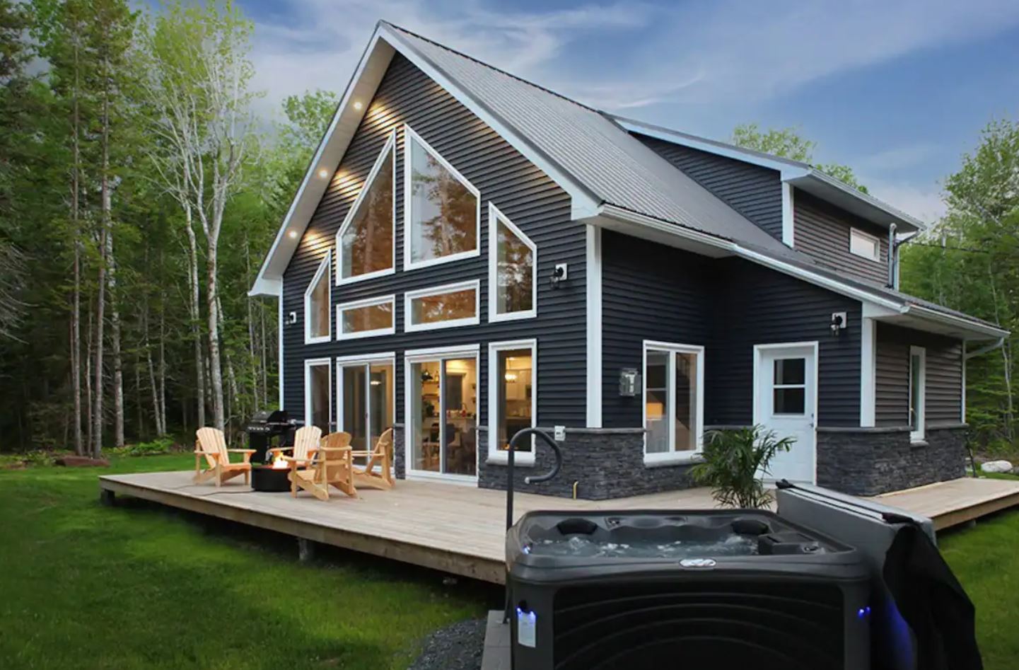 Newly Constructed Riverfront Chalet