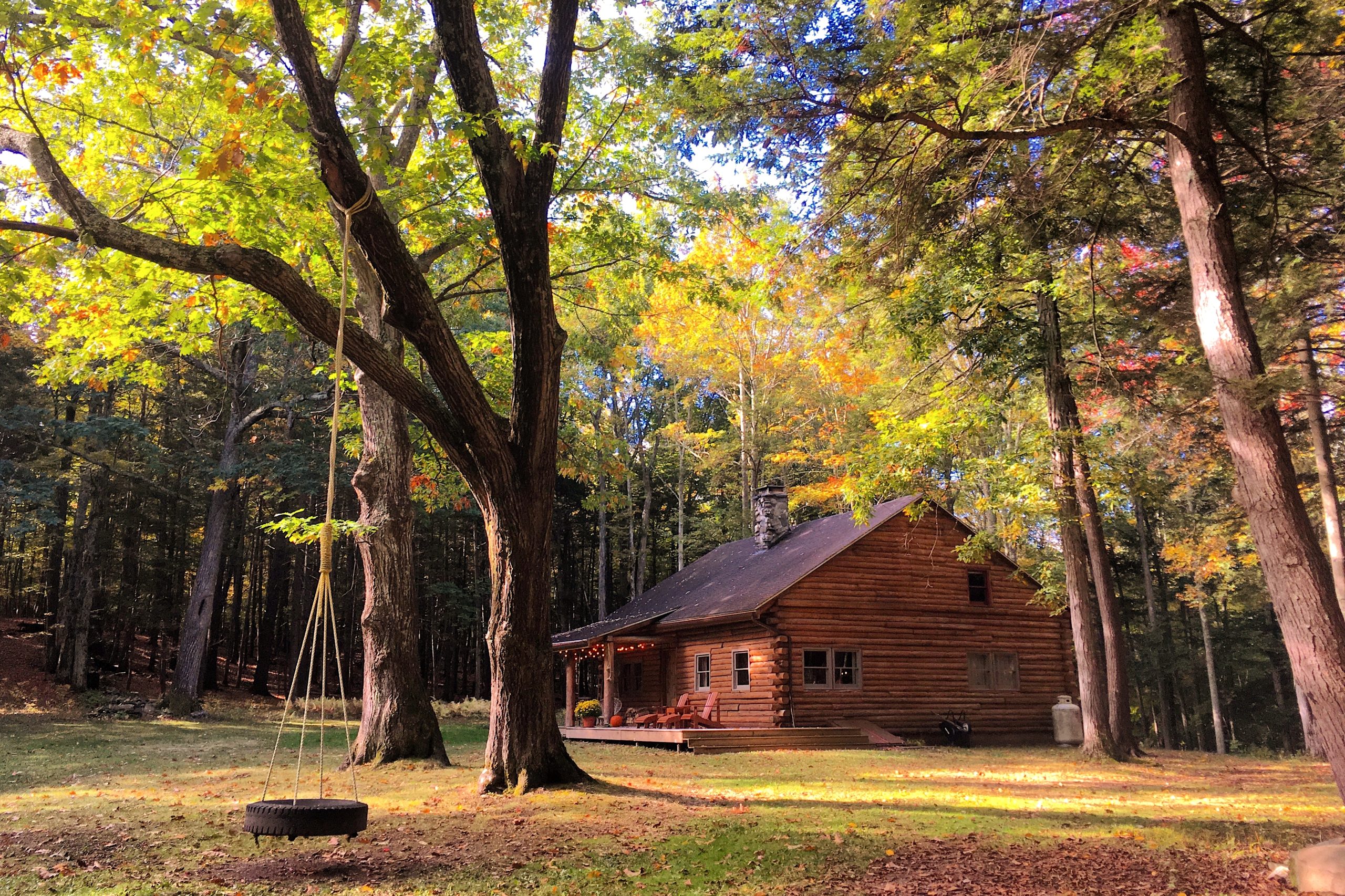 Catskills Secluded Log Cabin - Cornwallville