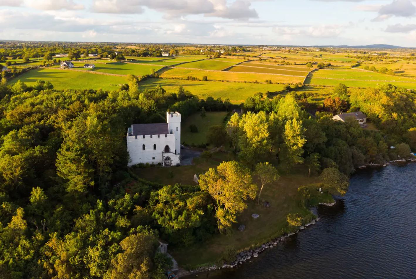 Carraigin Castle