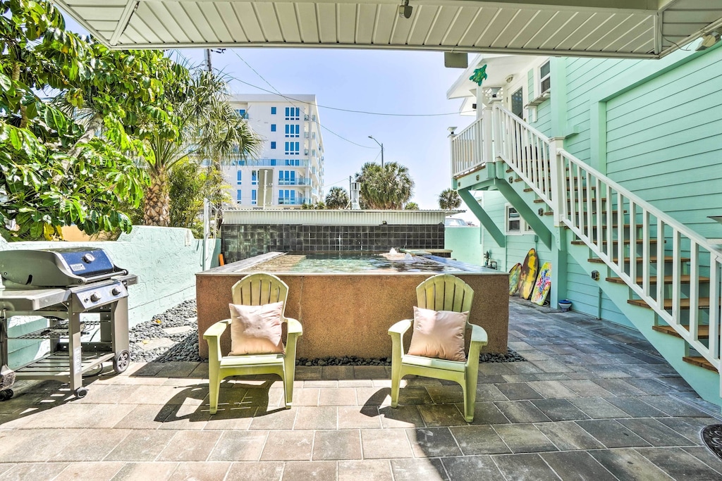 'Sea Turtle Suite' Condo with Clearwater Beach Views