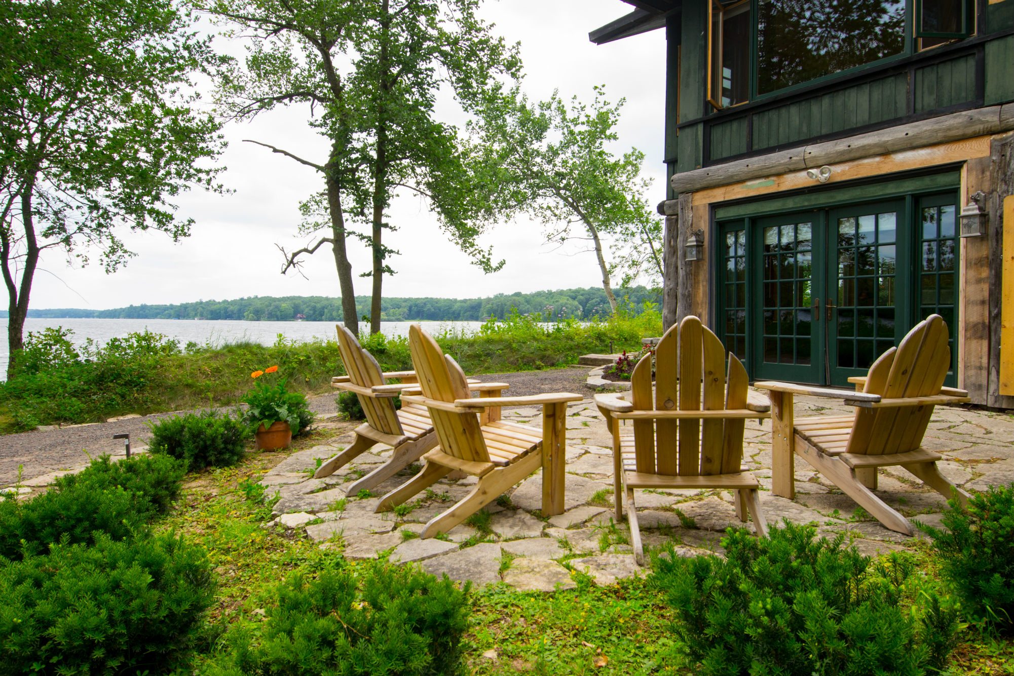 Shore Lodge at Stout's Island Lodge