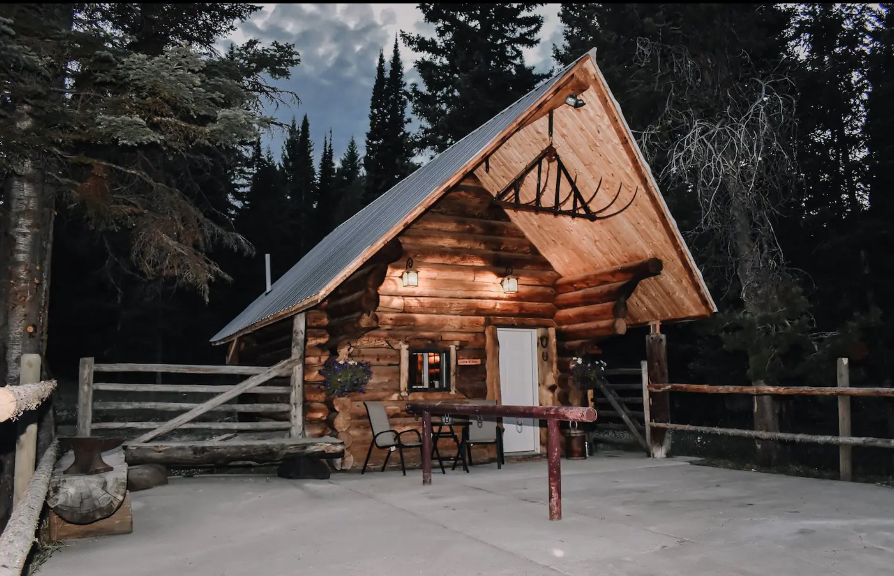 One of a kind rustic cabin on 40+ acre ranch