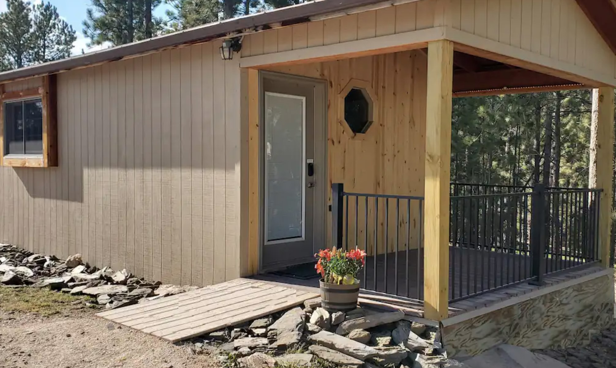 Secluded Black Hills Studio Cabin