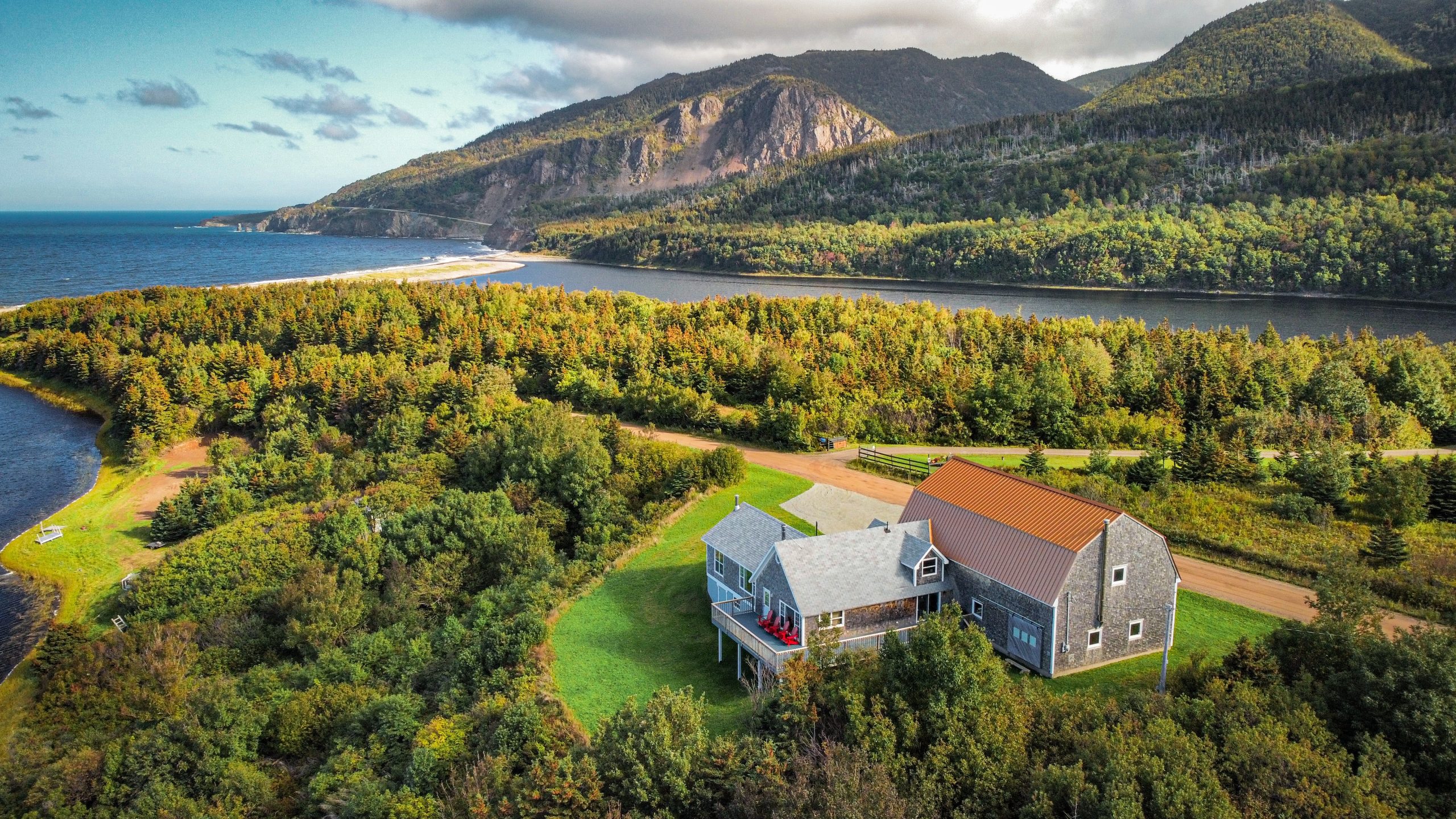 The Highland's Den - Nova Scotia